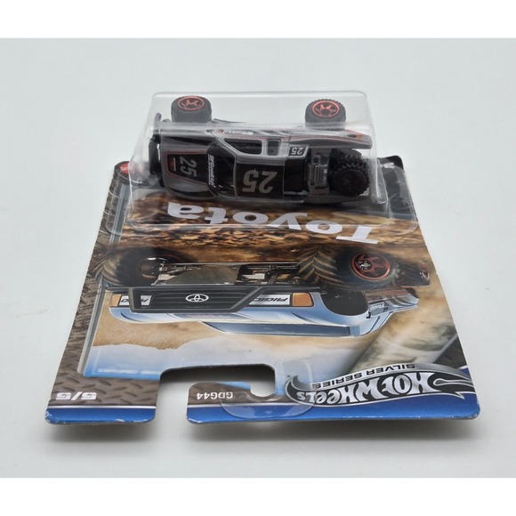 Hot Wheels Silver Series 2025 Toyota‎ Off-Road TRD Truck Metal Base New - Picture 4 of 8